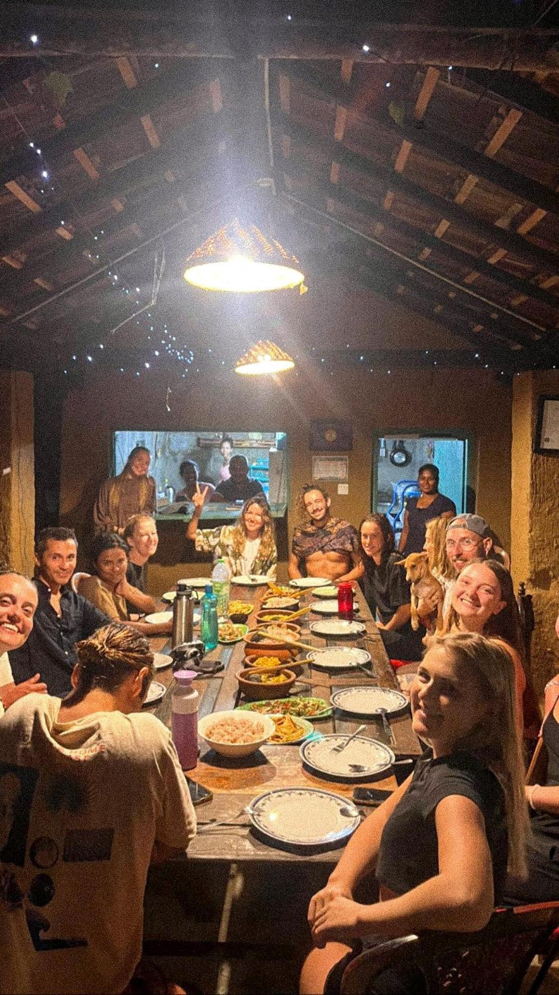 Lazy Monkey Surfhostel - Sri Lanka ディックウェラ エクステリア 写真